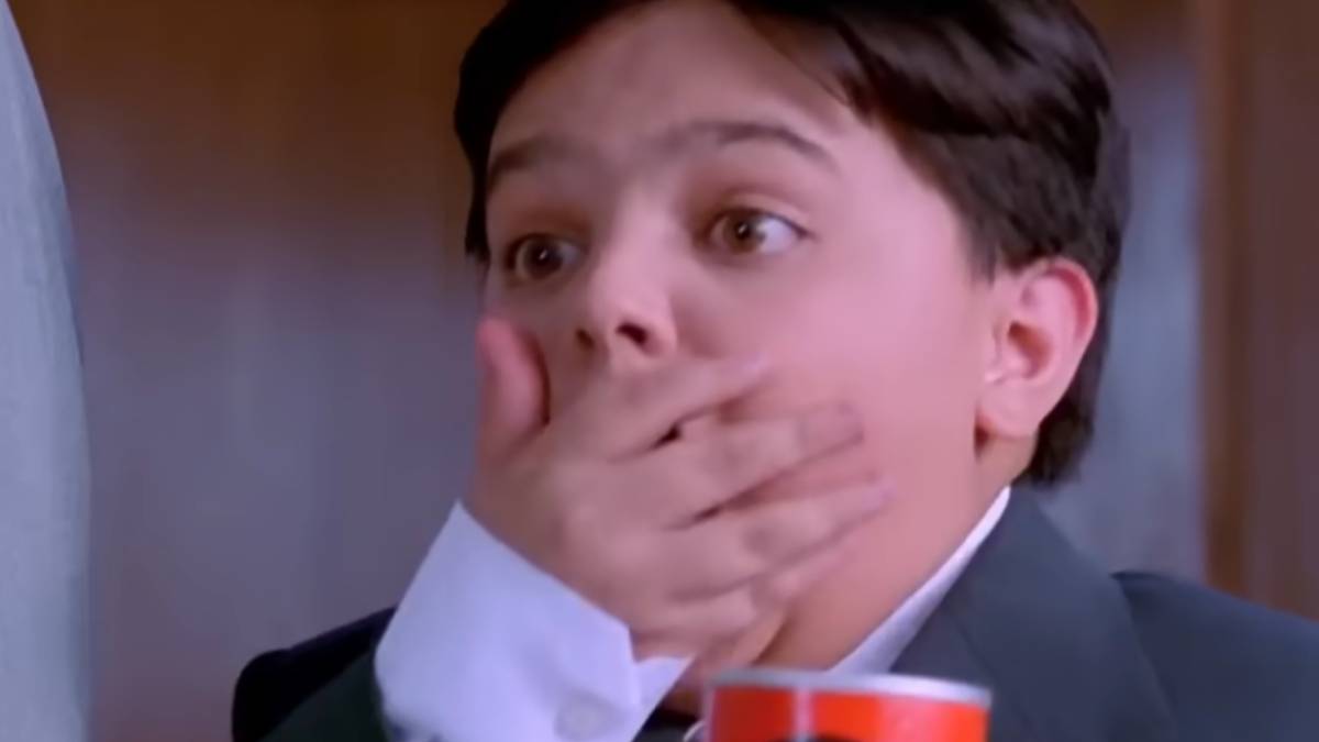 ‘कभी खुशी कभी गम’ का गोल मटोल लड्डू अब हो गया है बड़ा, 25 साल में इतना बदल गया अंदाज