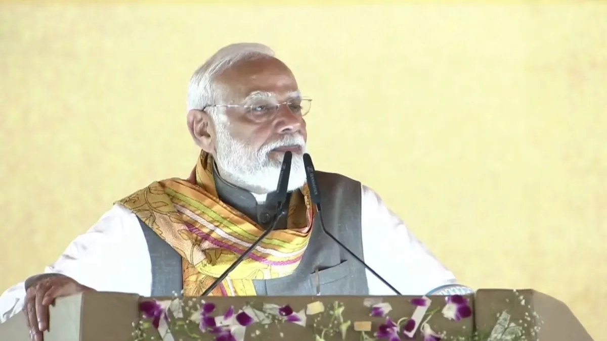 तारकेश्वर: PM मोदी ने कहा- "बंगाल अब बेड़ियों से आजाद हो गया है", पीएम-किसान योजना की 23वीं किस्त भी जारी की PM Modi- India TV Hindi