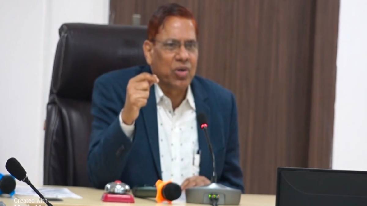 झारखंड के सबसे बड़े सरकारी अस्पताल रिम्स के डायरेक्टर का इस्तीफा, फर्जीवाड़ा मामले में CID ने की थी 7 घंटे पूछताछ