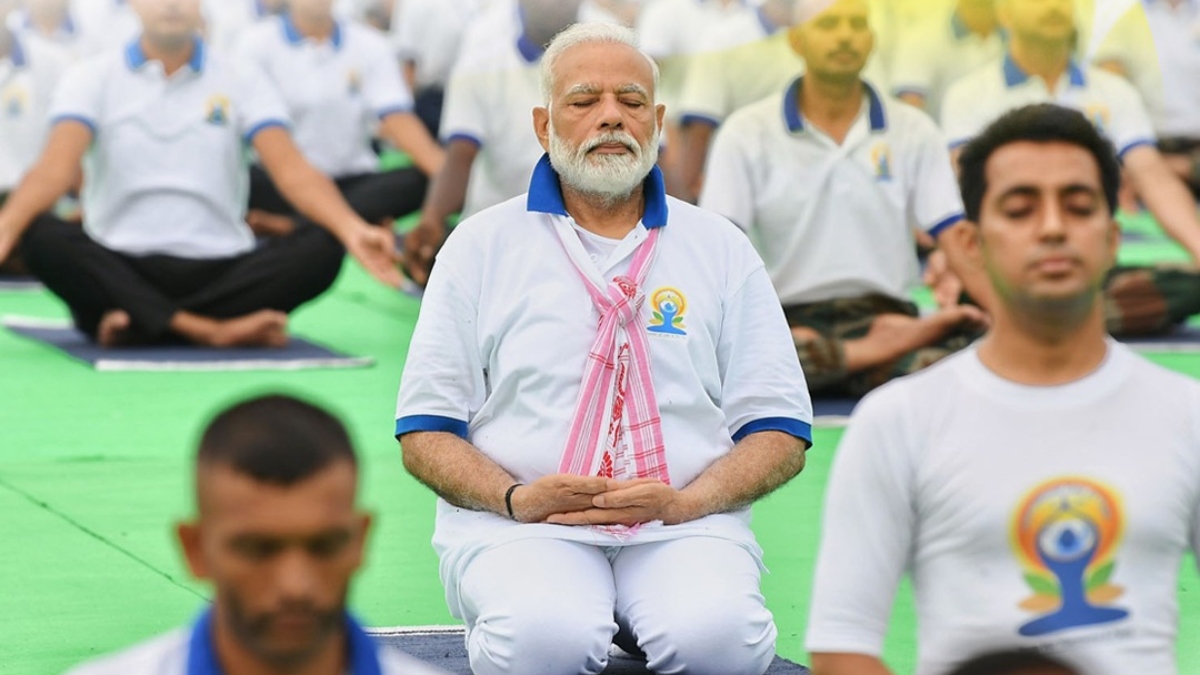 'योग दुनिया का सबसे बड़ा कम्युनिटी सेलिब्रेशन, इसे जिंदगी का हिस्सा बनाएं', अंतरराष्ट्रीय योग दिवस पर बोले PM मोदी