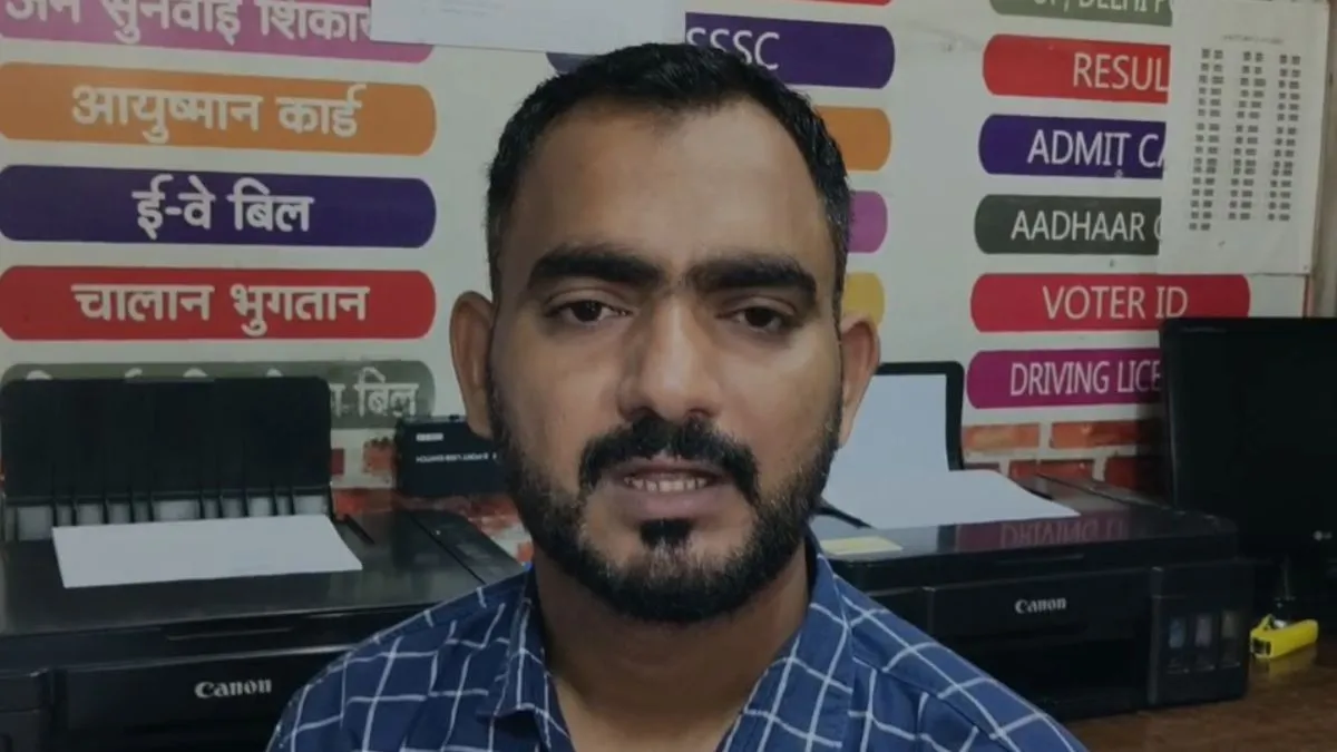 मुकदमा वापस न लेने पर दबंग ने पूर्व फौजी के बेटे को दी गर्दन उड़ाने की धमकी, बोला- बच्चों को अनाथ कर दूंगा victim told the whole story to the police- India TV Hindi