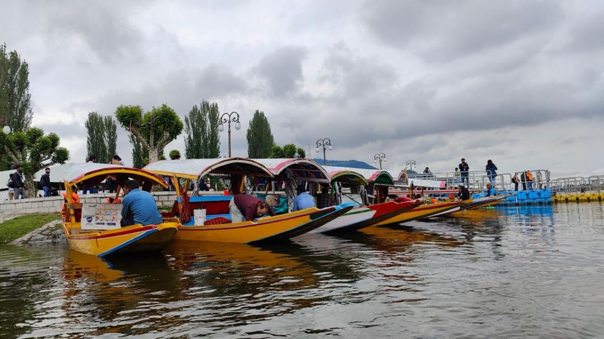 जम्मू-कश्मीर में गर्मी ने तोड़े रिकॉर्ड, श्रीनगर सीजन का सबसे गर्म स्थान