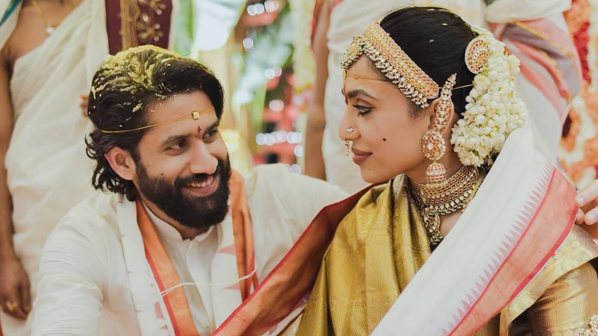 नागा चैतन्य की नई फोटो ने बढ़ाई फैंस की धड़कन, लूज टी-शर्ट में शोभिता धुलिपाला को देख प्रेग्नेंसी बज तेज