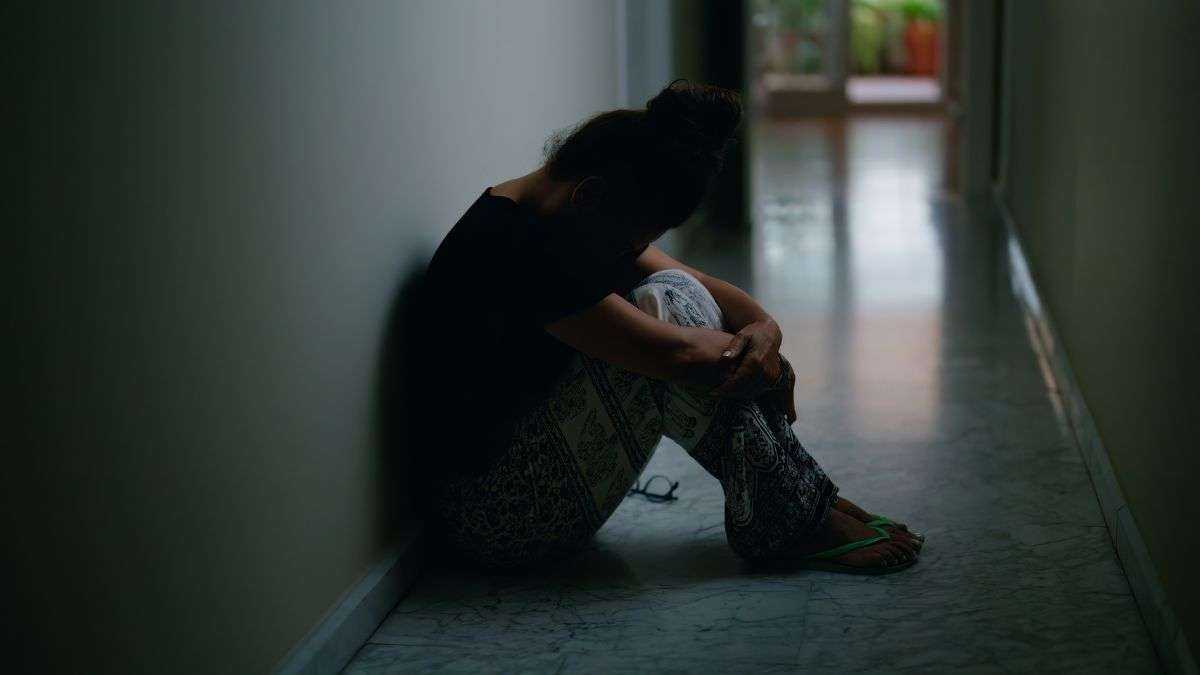 यूपी के बिजनौर में रिश्ते हुए शर्मसार, पिता ने नाबालिग बेटी से किया रेप, हुई प्रेग्नेंट