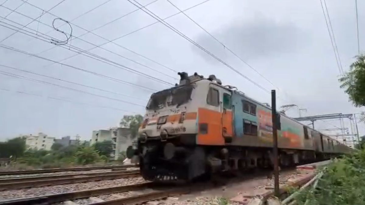 राजस्थान में मूसलाधार बारिश से रेल यातायात पर असर, 13 ट्रेनें कैंसिल; देखें लिस्ट