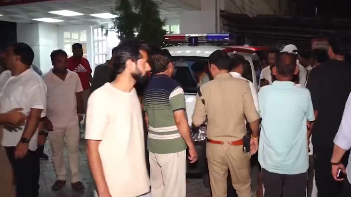 देहरादून में राहुल गांधी के कार्यक्रम से पहले बड़ा हादसा, लोहे की छड़ गिरने से कांग्रेस कार्यकर्ता की मौत