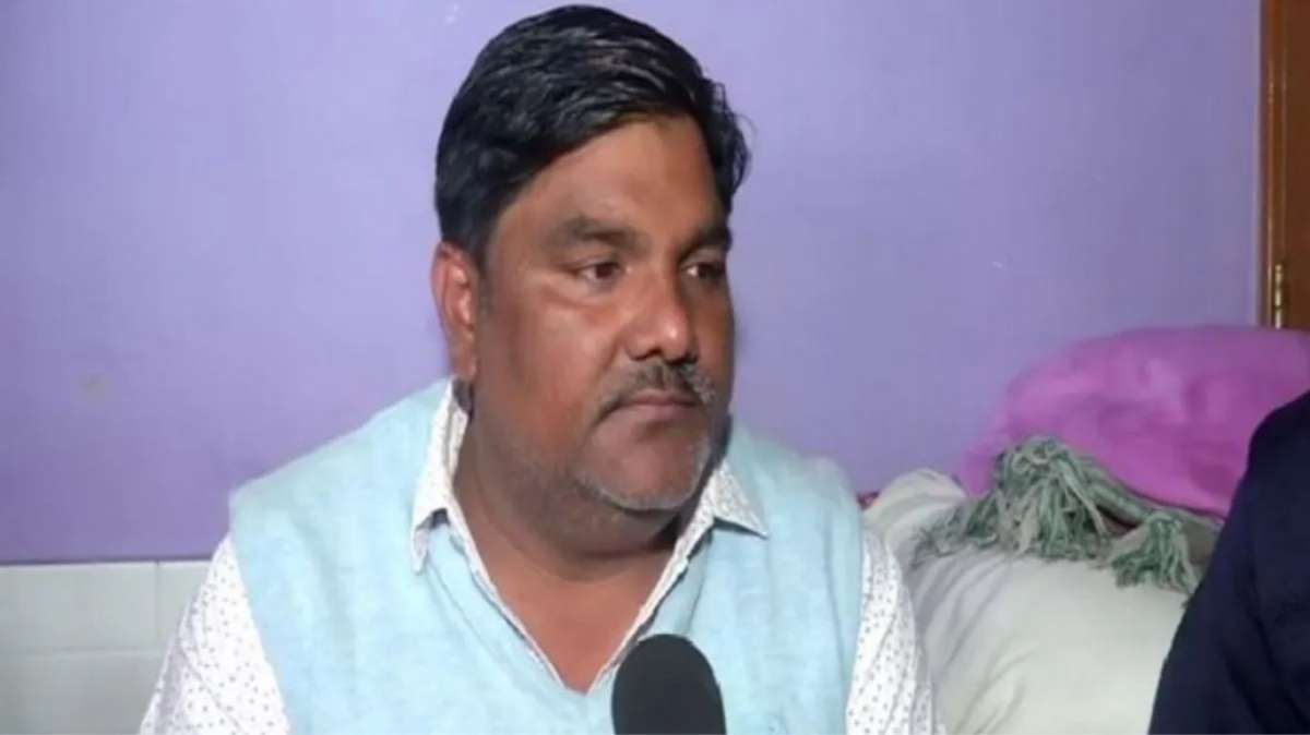 IB अधिकारी अंकित शर्मा हत्याकांड में ताहिर हुसैन दोषी, कोर्ट में फफक कर रोने लगा पूर्व पार्षद