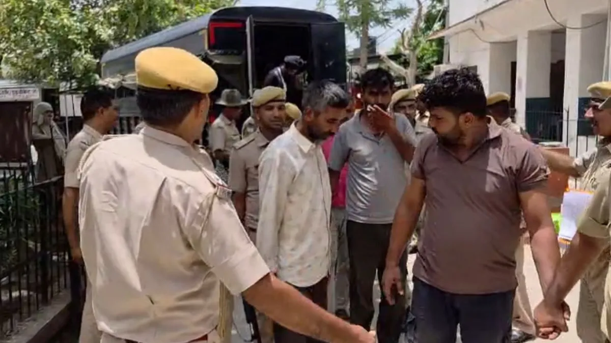 IOCLकी क्रूड ऑयल चोरी करनेवाले गैंग का पर्दाफाश, टोंक से मेरठ तक फैला था अंतरराज्यीय नेटवर्क क्रूड ऑयल चोरी करने वाले गैंग का भंडाफोड़- India TV Hindi