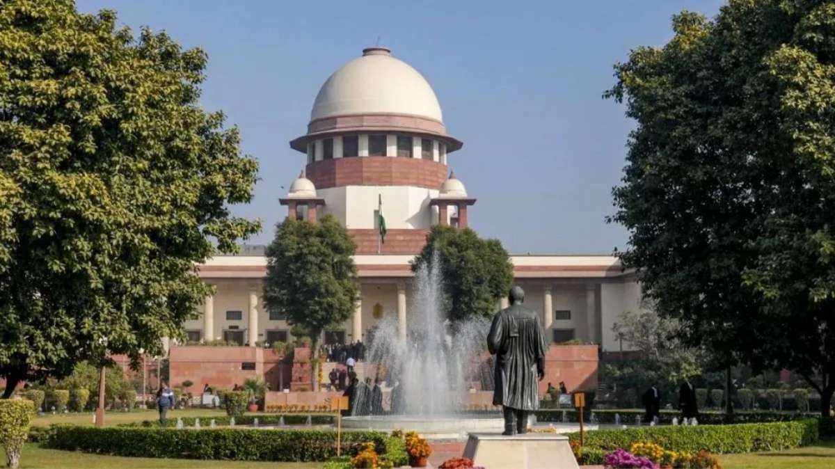 थ्री-लैंग्वेज पॉलिसी बदलेगी या रहेगी? सुप्रीम कोर्ट का केंद्र,  CBSE और NCERT को नोटिस