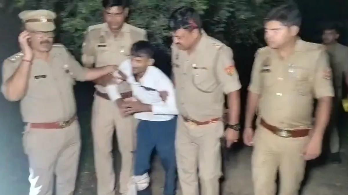 ‘लिफ्ट गैंग’ के खतरनाक खेल का 'द एंड', पहले भरोसा जीता, फिर सड़क पर गिराकर बाला लूटा, पुलिस ने गोली मारकर दबोचा Kanpur- India TV Hindi