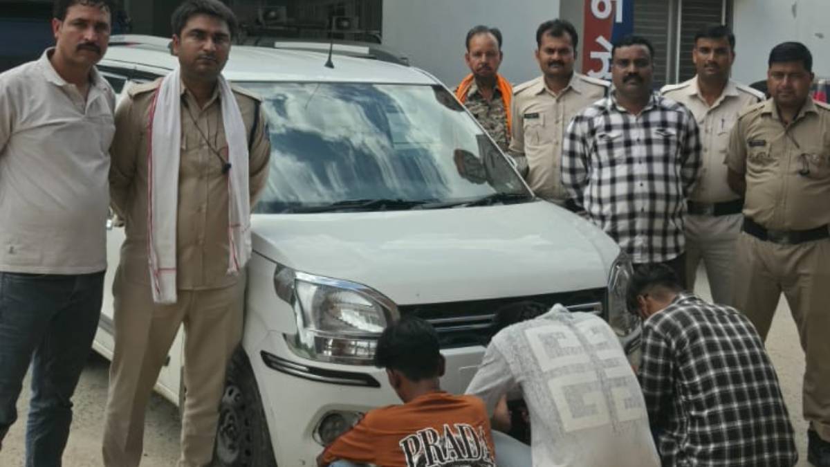 भिंड में वकालत के स्टूडेंट्स का कारनामा, किराये पर ली कार को बेचा