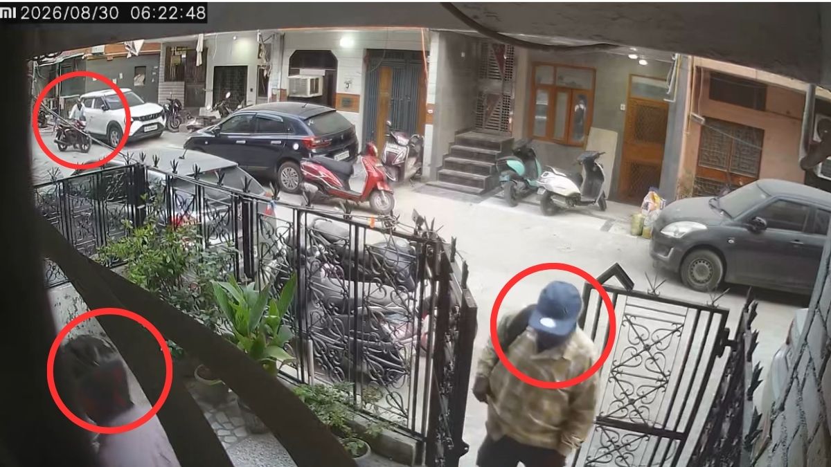 दिल्ली में कांग्रेस नेता अलका लांबा के पिता के घर लाखों की चोरी, CCTV में दिखे चोर