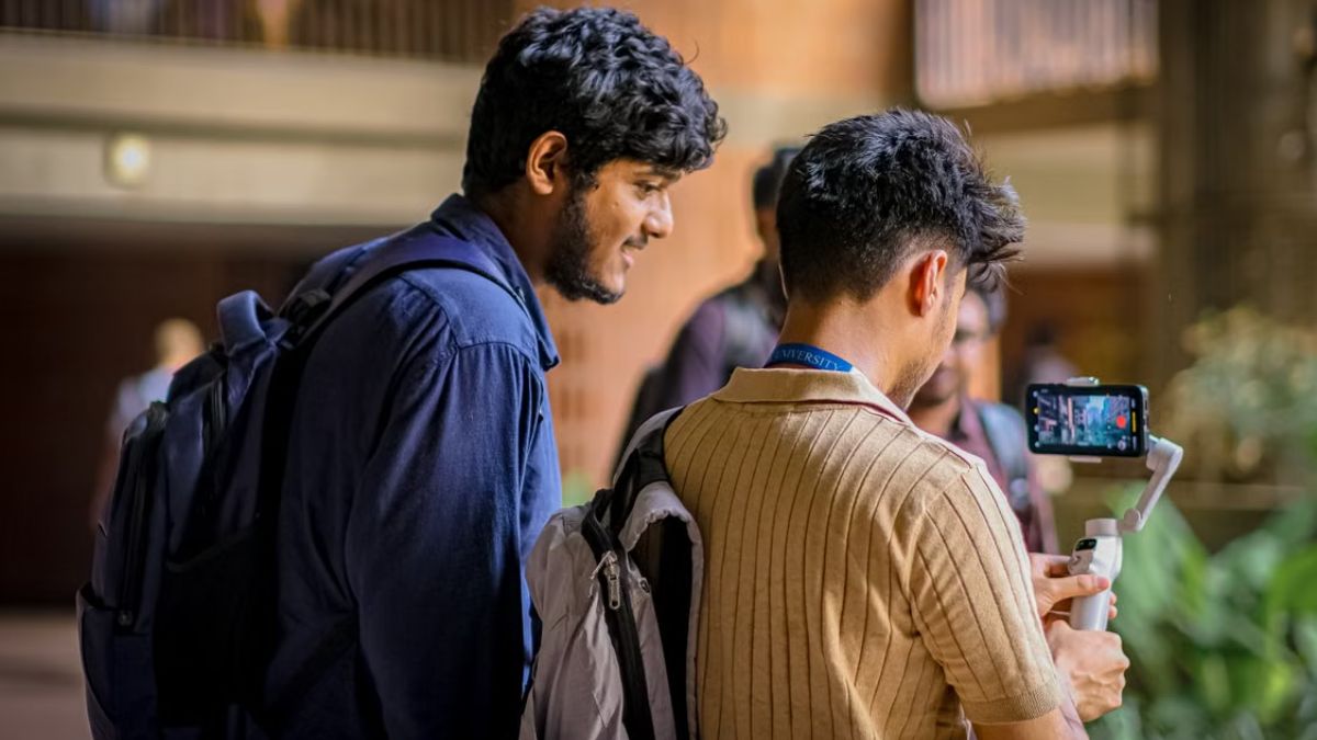 अमेरिका की इस यूनिवर्सिटी ने शुरू किया कंटेंट क्रिएशन डिग्री कोर्स, इन्फ्लुएंसर्स को करियर बनाने में मिलेगी मदद
