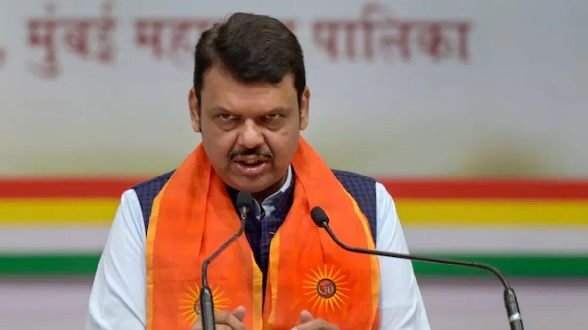 महाराष्ट्र में नए नियमों से बढ़ीं मुख्यमंत्री की शक्तियां, अब मंत्रियों के फैसले बदल सकेंगे CM देवेंद्र फडणवीस महाराष्ट्र के सीएम देवेंद्र फडणवीस- India TV Hindi