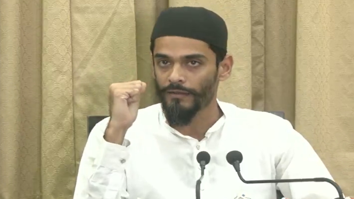 मस्जिदों से लाउडस्पीकर हटाने के निर्देश का विरोध, लिखित दें, नहीं तो कोर्ट जाएंगे