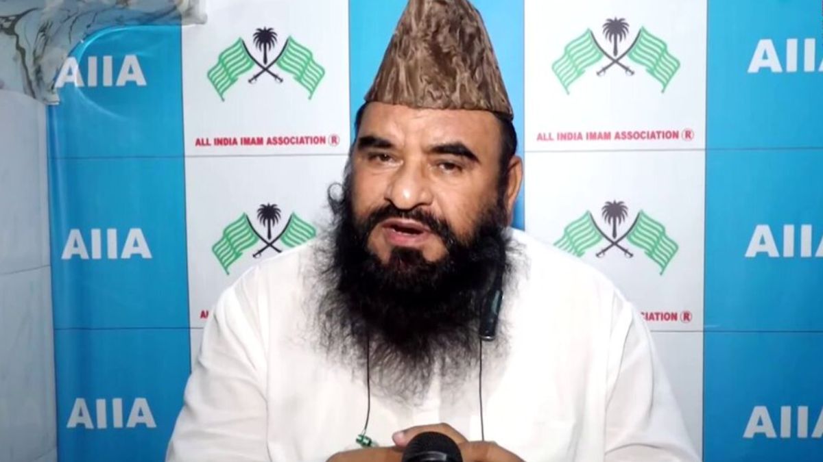 मौलाना साजिश रशीदी पर FIR दर्ज, कांवड़ यात्रा पर विवादास्पद टिप्पणी देना पड़ा भारी
