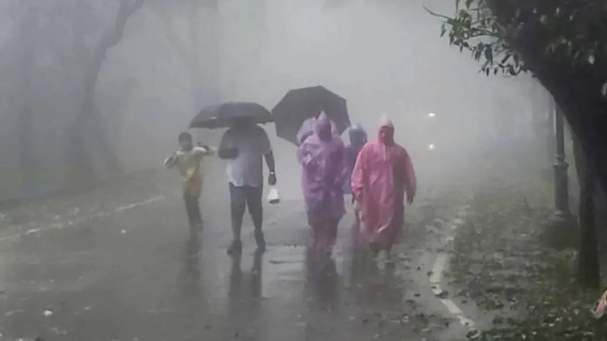 मध्यप्रदेश वेदर रिपोर्ट, राज्य के 11 हिस्सों में हैवी रेन का ऑरेंज अलर्ट, राजधानी भोपाल में भी तेज बारिश की संभावना mp news- India TV Hindi