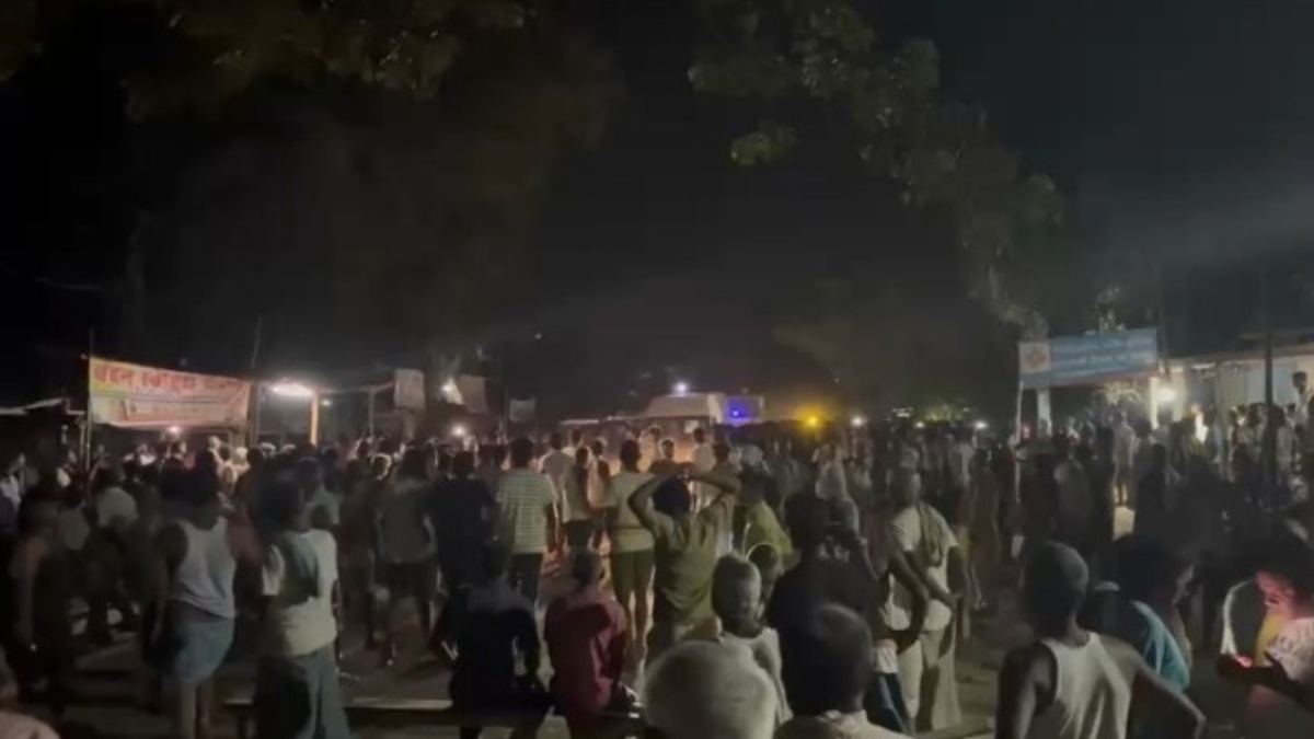 कीर्तन कर रहे लोगों को कार ने रौंदा, 5 की मौत, एक गंभीर; हादसे के बाद सड़क जाम