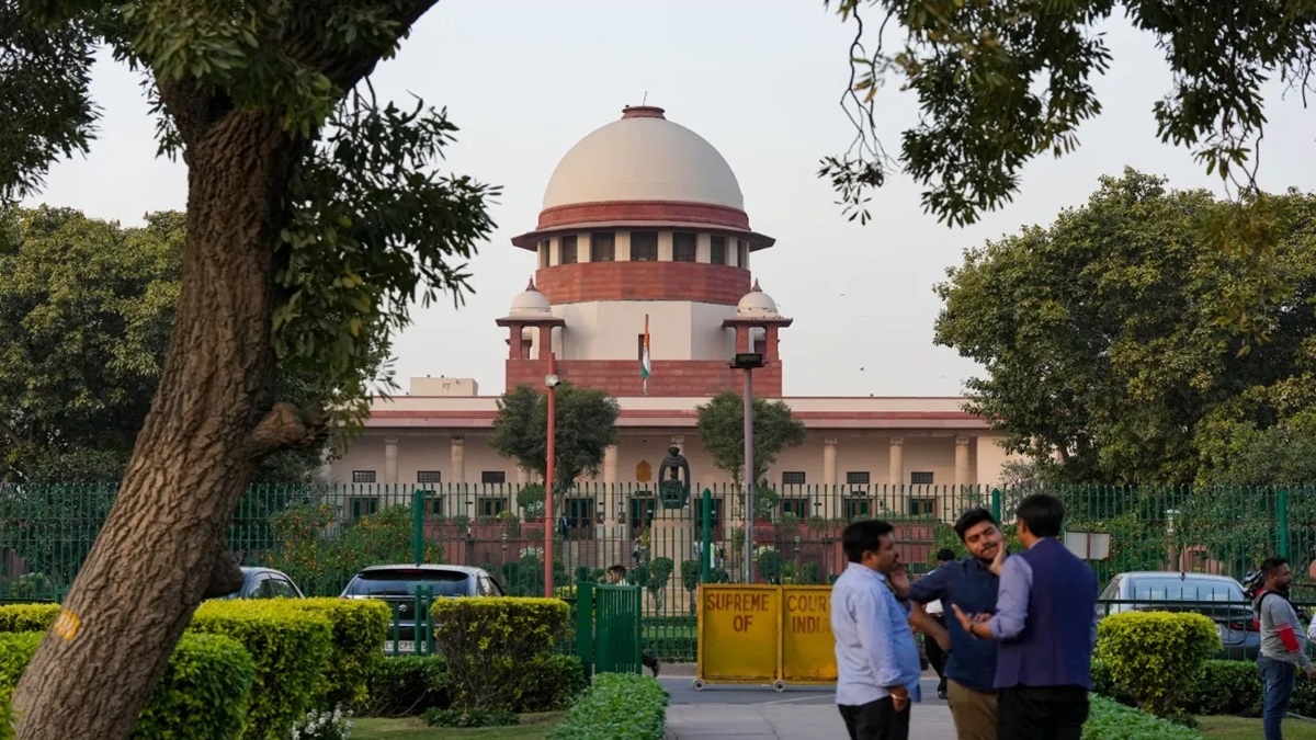सुप्रीम कोर्ट की फर्जी वेबसाइट, कोर्ट ने किया सावधान; मांग सकते हैं ये जानकारियां
