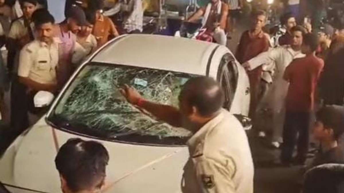 शराबबंदी वाले बिहार में नशेड़ी कार सवारों का हंगामा, कई वाहनों को मारी टक्कर
