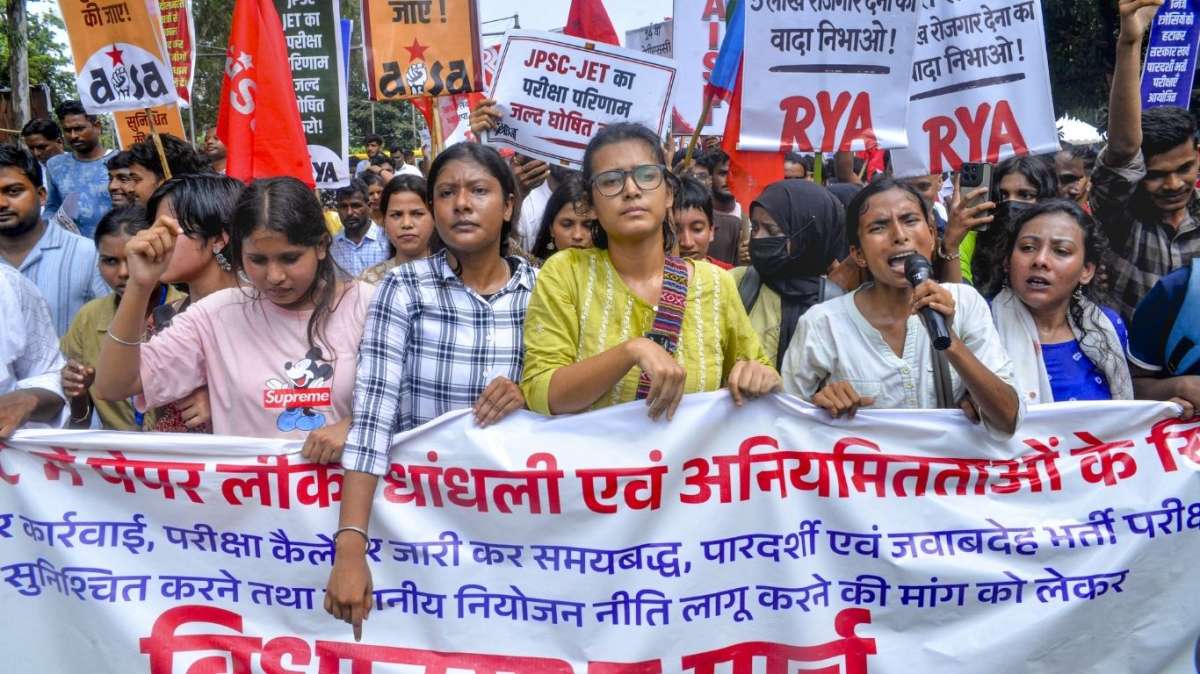 ‘पुलिस से झड़प नहीं, उपद्रवियों का साथ नहीं’, विधानसभा मार्च से पहले अपील