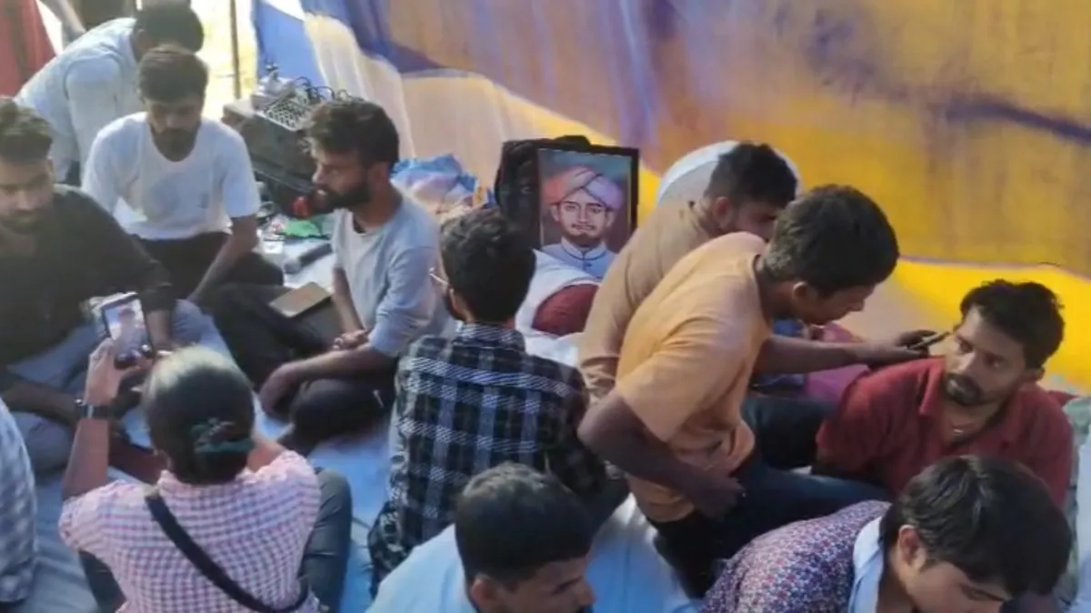 झारखंड में छात्र आंदोलन का 19वां दिन, CBI जांच और JSSC CGL रद्द करने की मांग पर अड़े Jharkhand- India TV Hindi