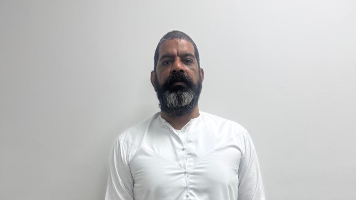दुबई से भारत लाया गया ₹6000 करोड़ केस का आरोपी माफिया 'वीरेंदर बैसोया', गृहमंत्री बोले- 'इनका इकोसिस्टम खत्म कर रहे'