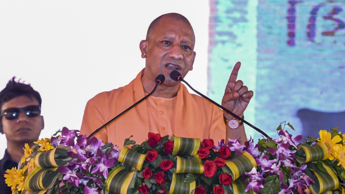 UP में बड़ा प्रशासनिक फेरबदल, 17 IAS अधिकारियों का तबादला, देखें पूरी List UP में बड़ा प्रशासनिक फेरबदल, 17 IAS अधिकारियों का तबादला, देखें पूरी List