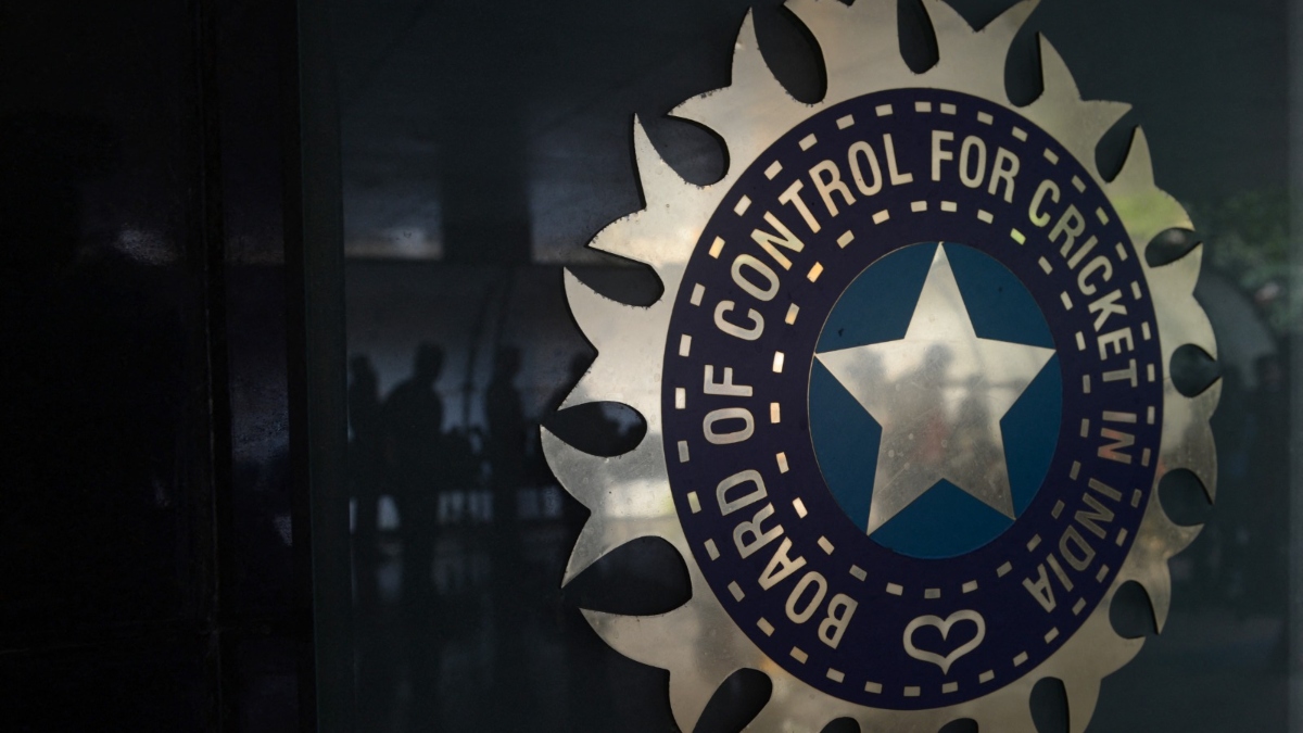 BCCI ने एक साथ 64 खिलाड़ियों पर लगाया बैन, वर्ल्ड कप विजेता खिलाड़ी का नाम भी शामिल