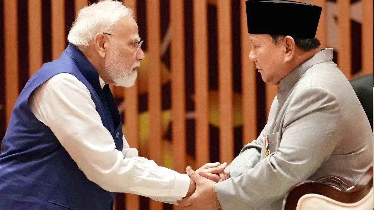 पीएम मोदी ने ब्रिक्स समिट के दौरान इंडोनेशिया के राष्ट्रपति प्राबोवो सुबियांतो से भी मुलाकात की। पीएम मोदी ने ट्वीट कर कहा कि सुबियांतो से मिलकर बहुत अच्छा लगा। उनका स्नेहपूर्ण व्यवहार, सकारात्मकता और आशावादी सोच हमेशा दिल जीत लेती है। भारत और इंडोनेशिया कई क्षेत्रों में अपनी साझेदारी को और मजबूत करते रहेंगे।