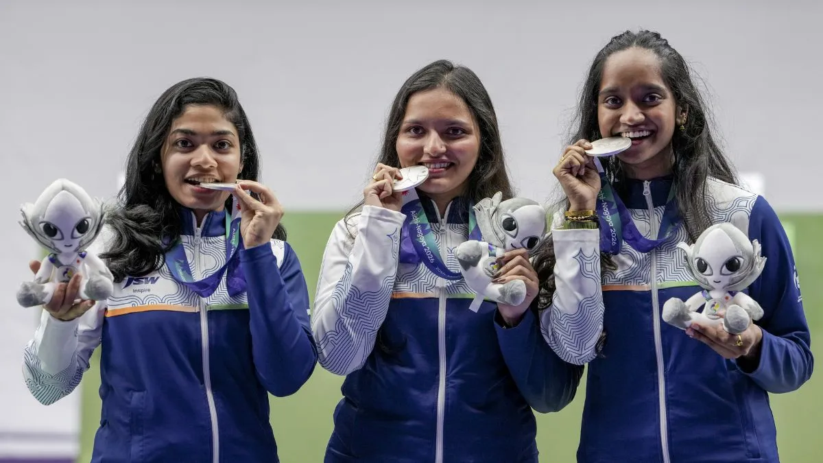 Asian Games Live: भारत को शूटिंग में मिला एक और सिल्वर मेडल, टेबल टेनिस में पाकिस्तान को 3-0 से रौंदा Asian Games 2026- India TV Hindi