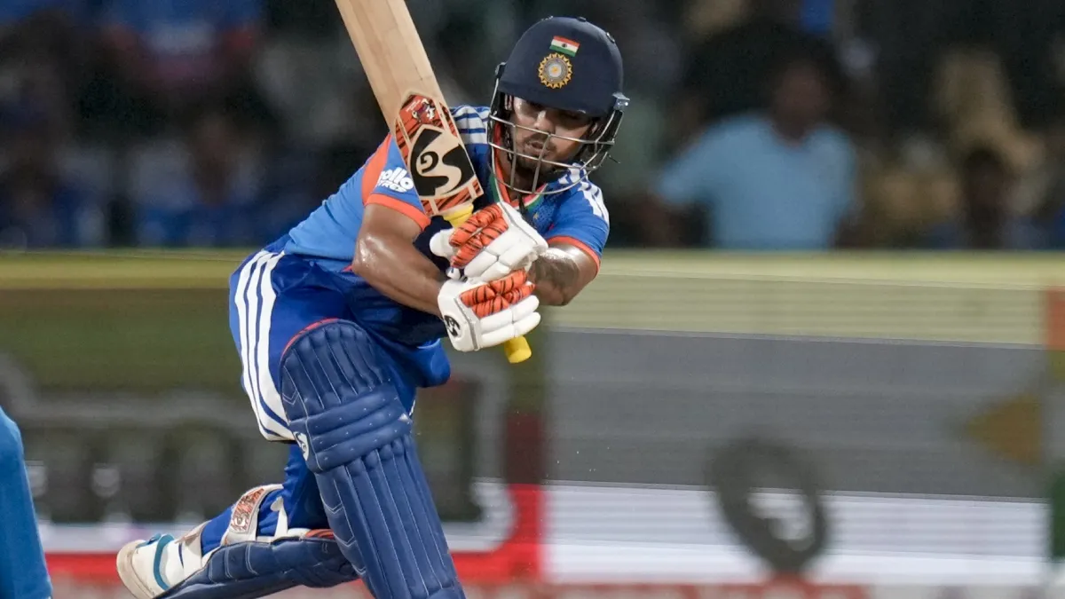 ईशान किशन इस लिस्ट में अब दूसरे नंबर पर हैं, जिसमें साल 2026 में अब तक उनका बल्ले से शानदार फॉर्म देखने को मिला है। ईशान किशन ने इस साल 25 मैचों में खेलते हुए 25 पारियों में बल्लेबाजी की है और उसमें 37.16 के औसत से 892 रन बनाने में कामयाब रहे हैं। ईशान किशन के बल्ले से साल 2026 में अब तक एक शतकीय और 6 अर्धशतकीय पारियां देखने को मिली हैं।