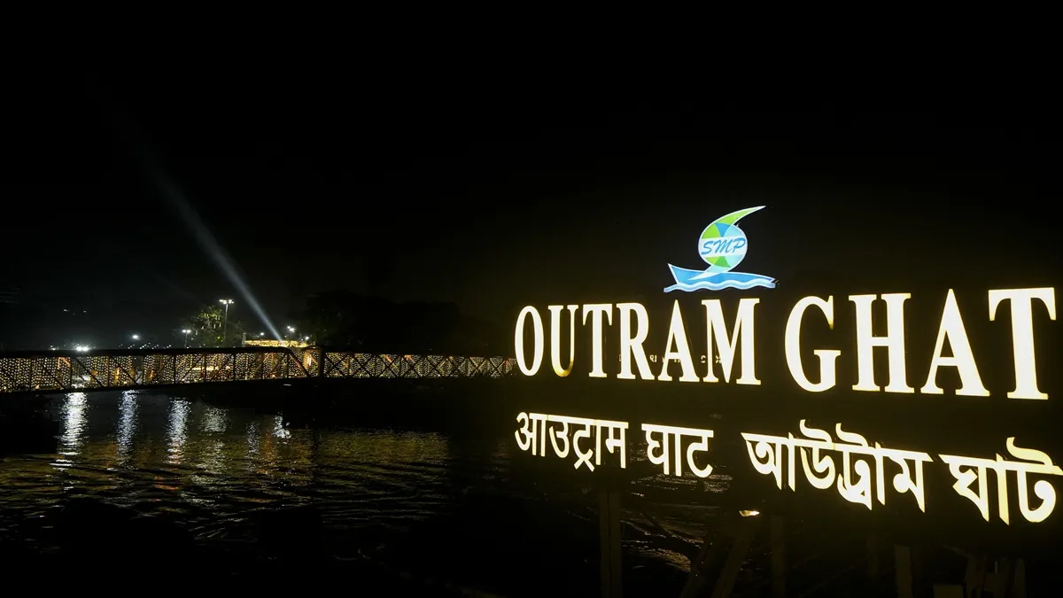 पीएम के जन्मदिन पर हरियाणा में 80 लाख, पश्चिम बंगाल में 70 लाख दीये जगमगाए। कोलकाता में आउट्राम घाट इलाके को रोशन किया गया। 
