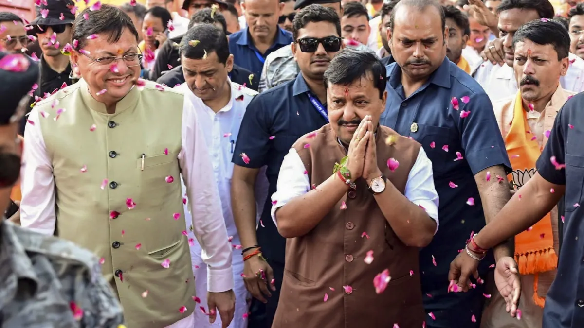हल्द्वानी में नितिन नबीन और पुष्कर धामी ने युवाओं से किया संवाद, रोजगार से लेकर AI तक चर्चा बीजेपी के राष्ट्रीय अध्यक्ष नितिन नबीन और मुख्यमंत्री पुष्कर सिंह धामी ने किया युवाओं से संवाद- India TV Hindi