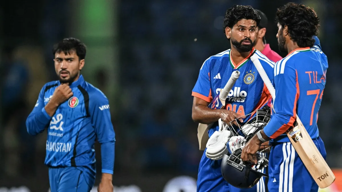 भारतीय T20I टीम के कप्तान श्रेयस अय्यर भी इस खास लिस्ट में शुमार हैं। श्रेयस अय्यर साल 2026 में चौथे सबसे ज्यादा रन बनाने वाले भारतीय बल्लेबाज हैं। अय्यर ने इस साल 20 मैचों की 20 पारियों में 538 रन जड़े हैं। उनका औसत 33.62 है। अय्यर इस साल 3 अर्धशतक लगा चुके हैं। 