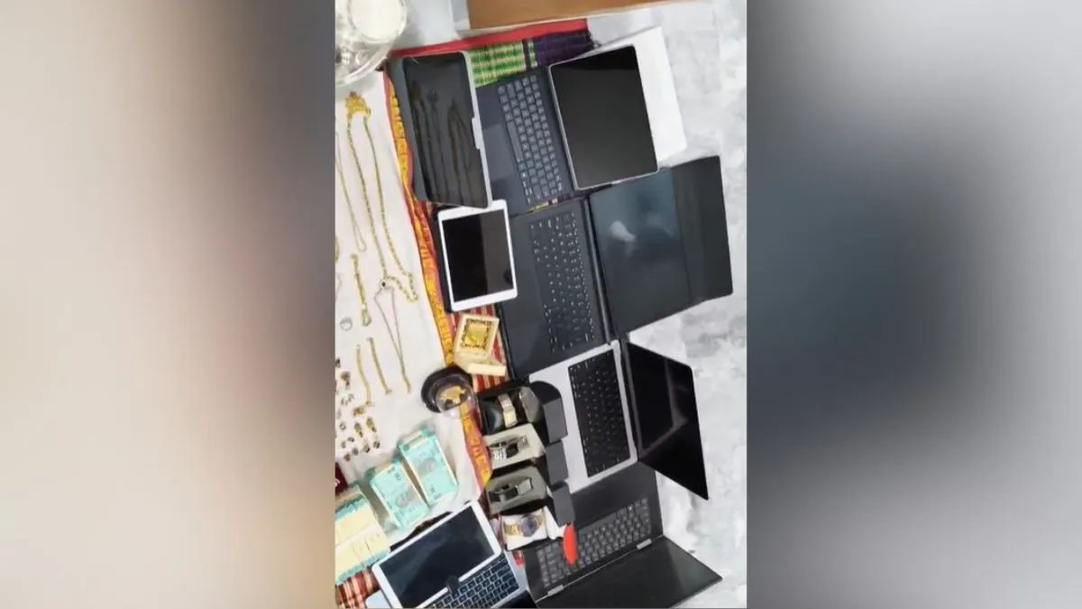 आगे की पूछताछ और साक्ष्य जुटाने के बाद, मेंदु लोकनाथम, डिप्टी एग्जीक्यूटिव ऑफिसर (Dy.E.O), टीटीडी के खिलाफ भ्रष्टाचार निवारण अधिनियम, 1988 (2018 में संशोधित) की धारा 13(2) सहपठित 13(1)(b) के तहत अपराध संख्या 06/RCA-TCT/2026 दर्ज कर जांच शुरू कर दी गई है।