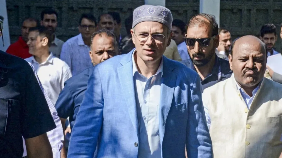 वंदे मातरम के पूरे वर्जन को लेकर कांग्रेस और NC में टकराव, BJP ने की उमर अब्दुल्ला के रुख की तारीफ Umar abdulla- India TV Hindi