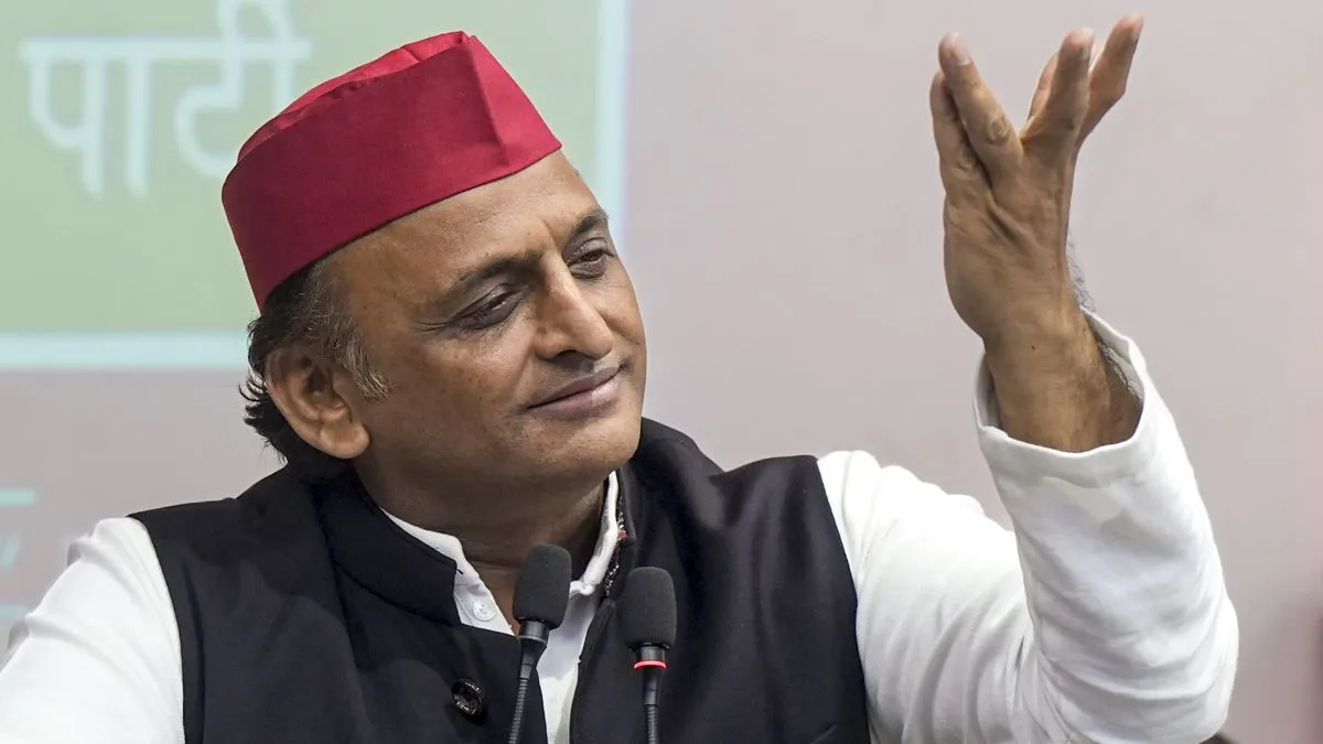 'साथ आना चाहें तो आ जाएं, पिछली चीजें भूल जाएंगे', अखिलेश यादव के 'मिलन' ऑफर पर आ गया जवाब Akhilesh Yadav, Sanjay Nishad, UP Rajya Sabha Election 2026- India TV Hindi