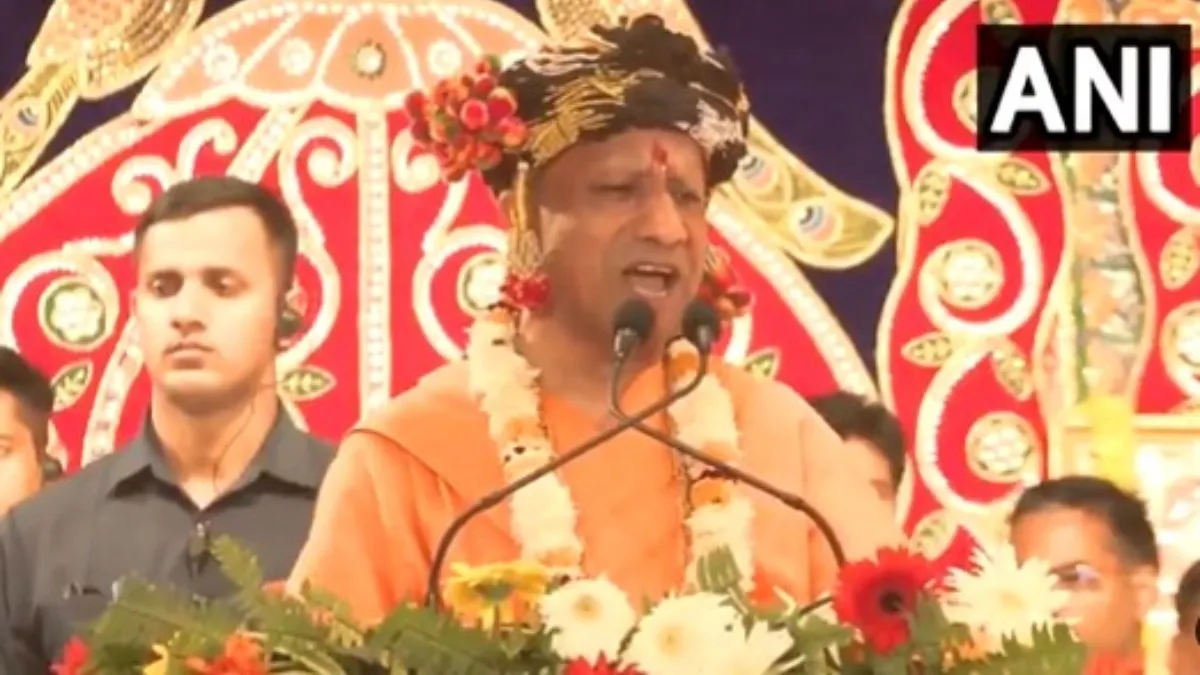 "देश है तो धर्म है, सनातन सुरक्षित नहीं है तो कोई सुरक्षित नहीं", विजयादशमी के मौके पर बोले CM योगी Uttar Pradesh Chief Minister Yogi Adityanath- India TV Hindi