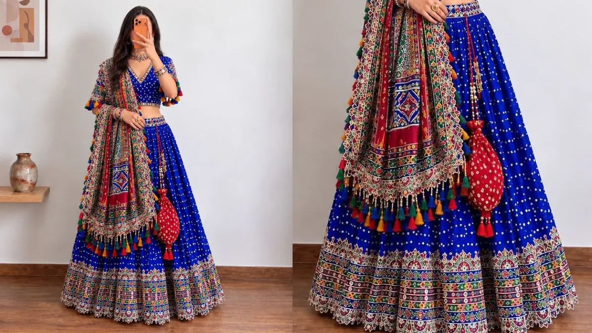गरबा के लिए गुजराती स्टाइल लहंगा और चनिया चोली सबसे ज्यादा डिमांड में रहते हैं। इसमें खासतौर से रॉयल ब्लू, ब्लैक और मरून कलर के साथ मल्टी कलर और डिजाइन तैयार किए जाते हैं। आप इस तरह का लहंगा खरीद सकते हैं।