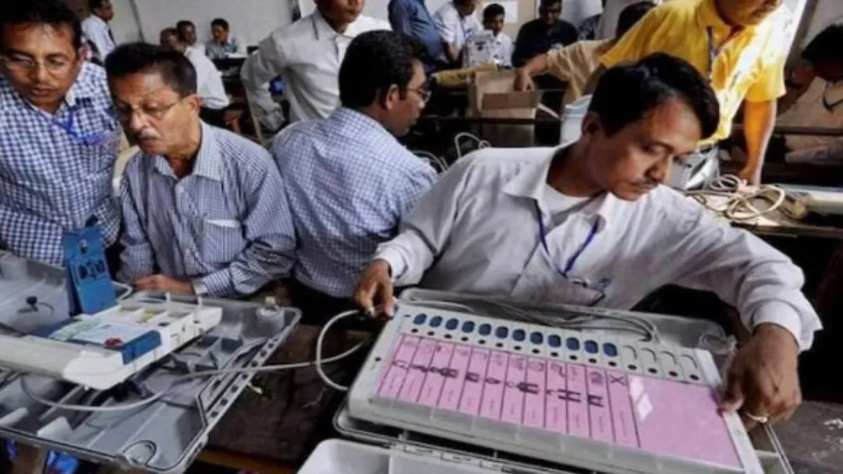 Thattanchavadi Bypoll Results LIVE: पुडुचेरी की थट्टानचावडी सीट पर NR कांग्रेस की जीत तय, अशोक आनंद आगे थट्टानचावडी सीट पर काउंटिंग शुरू- India TV Hindi