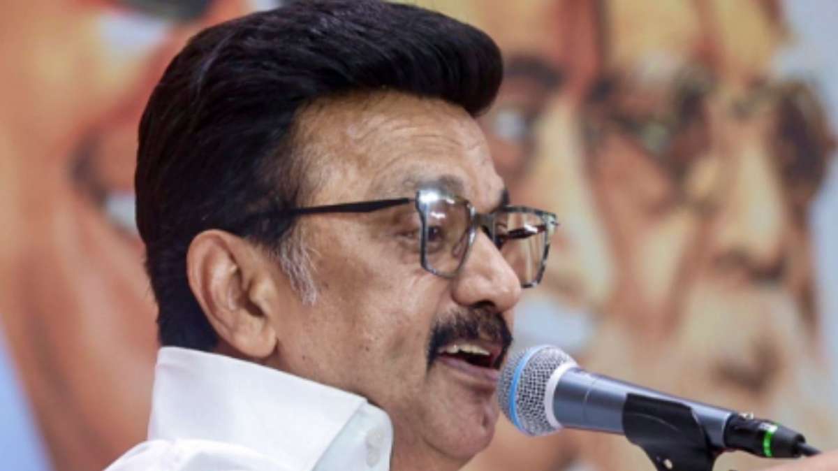DMK seeks removal of election chief and return to paper ballots