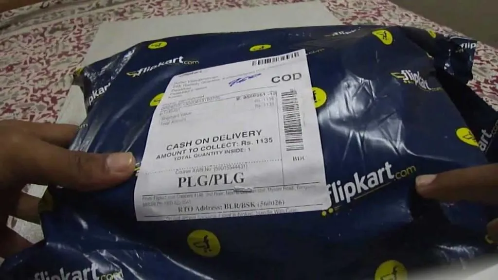 Side Effect – Flipkart पर बिके चोरी के मोबाइल, क्या खल रही है रेग्युलेटर की कमी?- India TV Paisa