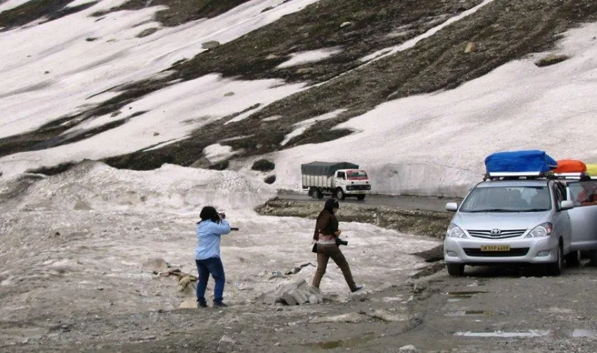 Top Speed: 6 घंटे का रह जाएगा दिल्ली से श्रीनगर का सफर, 150-200 किलोमीटर की रफ्तार से दौड़ेंगी गांड़ियां- India TV Paisa