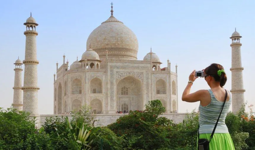 भारत को पर्यटन के क्षेत्र में आकर्षक बनाने का सपना पड़ा धुंधला, विदेशी पर्यटकों की संख्‍या नहीं बढ़ी ज्‍यादा- India TV Paisa