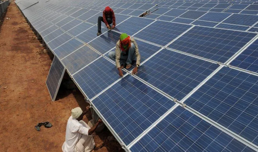 बिजली की कीमत में आएगी कमी, सरकार ने सौर ऊर्जा प्रोजेक्‍ट के लिए मंजूर किए 5,050 करोड़ रुपए- India TV Paisa