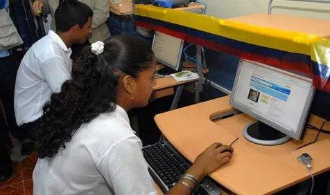 कम कीमत पर मिलेगा इंटरनेट कनेक्‍शन, माइक्रोसॉफ्ट करेगी सस्‍ता इंटरनेट उपलब्‍ध कराने वालों की मदद- India TV Paisa