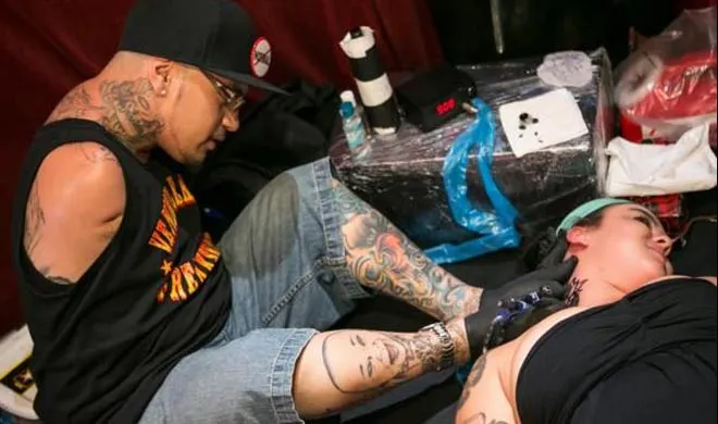 tattoo artist- India TV Hindi