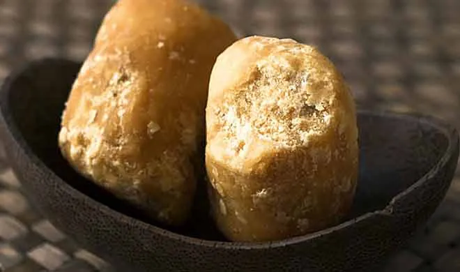 benifit of jaggery- India TV Hindi