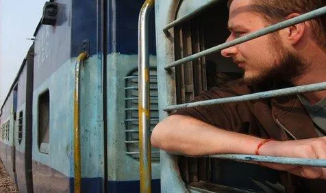‘Atithi Devo Bhava’: रेलवे की नई सौगात, विदेशी भी कर पाएंगे ट्रेनों में ऑनलाइन रिजर्वेशन- India TV Paisa